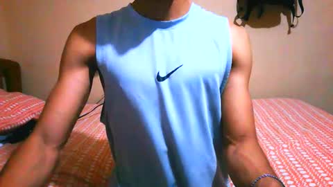 Snapshot of nofacebaby_ chatting on December 15, 5:50 pm nofacebaby_ online show from December 15, 5:50 pm