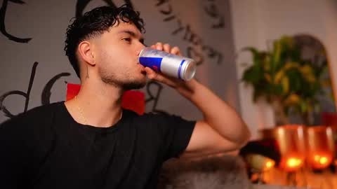 kevin online show from December 21, 1:02 am