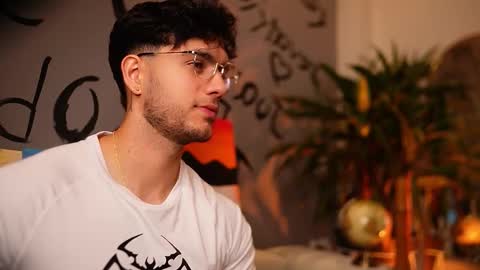 kevin online show from January 15, 8:01 pm