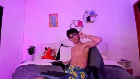 Snapshot of noha_natan chatting on October 7, 11:40 am noha_natan online show from October 7, 11:40 am