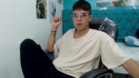 Noha Scott online show from December 26, 6:12 pm