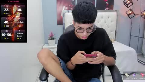 Snapshot of noha_scott chatting on March 3, 11:43 pm Noha Scott online show from March 3, 11:43 pm