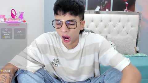 Noha Scott online show from April 1, 10:40 pm