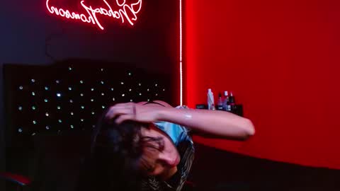 Snapshot of noha_thomson chatting on November 14, 11:02 pm Noha Thomson online show from November 14, 11:02 pm