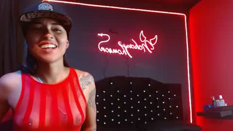 Snapshot of noha_thomson chatting on June 26, 7:18 pm Noha Thomson online show from June 26, 7:18 pm
