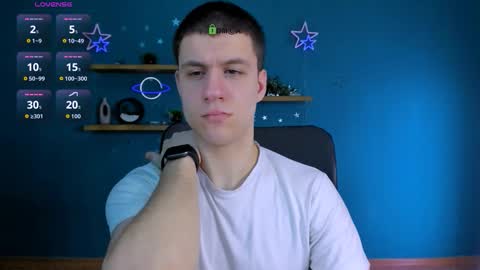 Snapshot of noir_kai chatting on March 1, 8:00 pm cool Kai online show from March 1, 8:00 pm