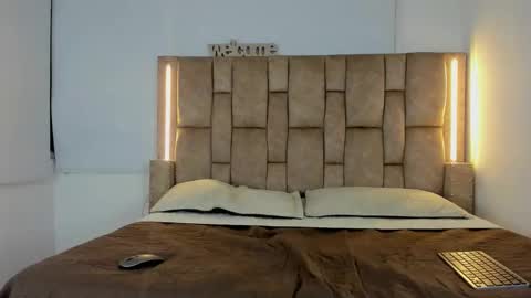 Sebas  online show from March 21, 4:39 am