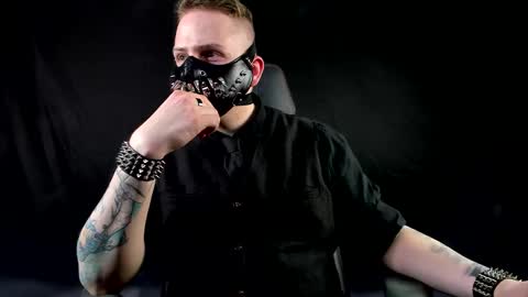 Noir online show from February 4, 4:24 pm