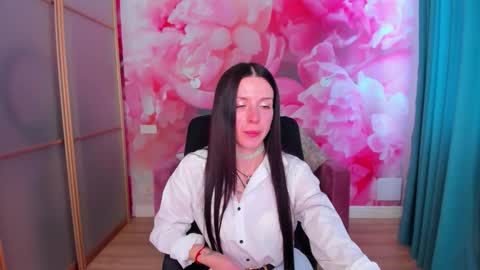 Snapshot of noirdiva chatting on May 2, 11:59 am NoirDiva online show from May 2, 11:59 am