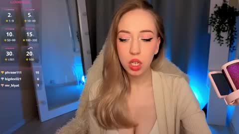 Isabelle online show from May 29, 10:41 pm