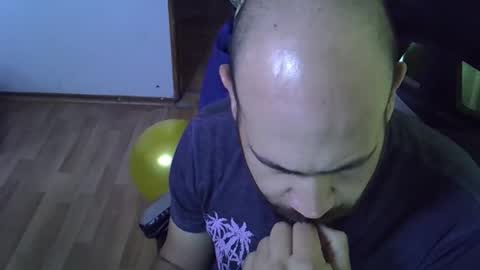 Snapshot of noizemanx chatting on January 13, 10:20 am noizemanx online show from January 13, 10:20 am