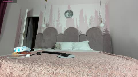 Nola online show from April 3, 7:01 pm