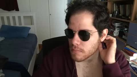 Snapshot of nongay379444 chatting on December 16, 10:50 am nongay379444 online show from December 16, 10:50 am