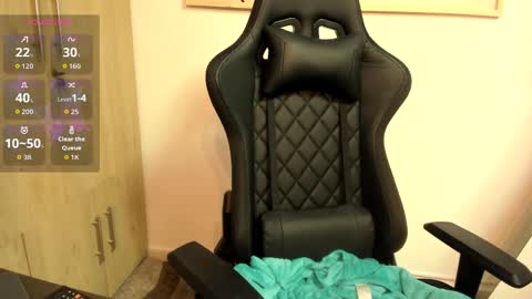 Soy Ash online show from April 10, 1:38 pm