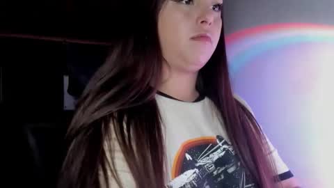 Ara online show from December 22, 2:03 pm