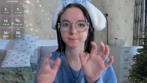 Nora Failure online show from January 10, 7:04 am