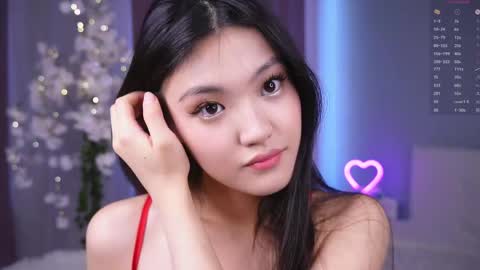 Snapshot of noreenbeckey chatting on April 30, 8:09 am Nore online show from April 30, 8:09 am