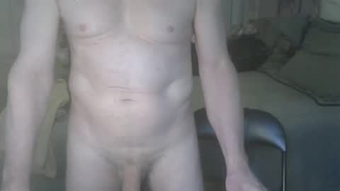 Snapshot of norm004 chatting on December 1, 6:19 pm norm004 online show from December 1, 6:19 pm