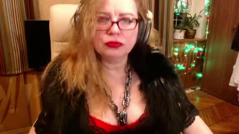 miss Tress online show from March 29, 7:47 pm