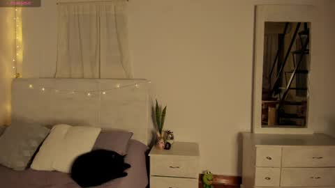 Norma Jeaane online show from March 3, 9:26 pm