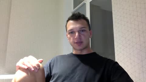 Snapshot of north_justin chatting on April 26, 7:00 pm Justin online show from April 26, 7:00 pm