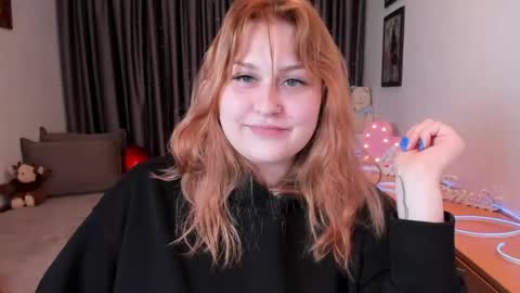 NORA online show from April 16, 7:14 pm