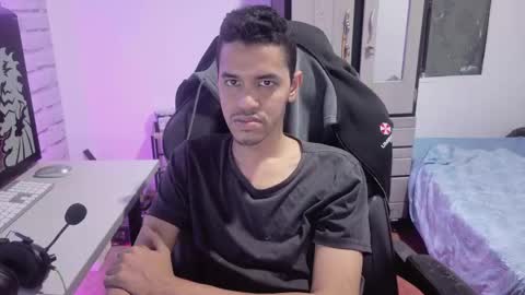 not4work online show from May 9, 1:44 am