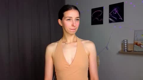 Snapshot of not_yourtoy chatting on September 15, 2:28 pm Hello My name is Helene NTMU Finger up if u like what u see online show from September 15, 2:28 pm