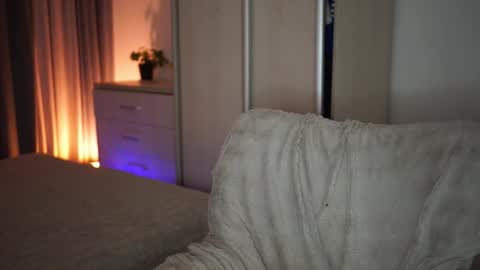 Tina online show from March 13, 6:47 pm