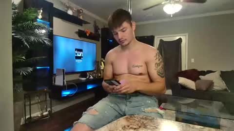 Snapshot of notoribliss chatting on September 26, 5:33 am Riley online show from September 26, 5:33 am