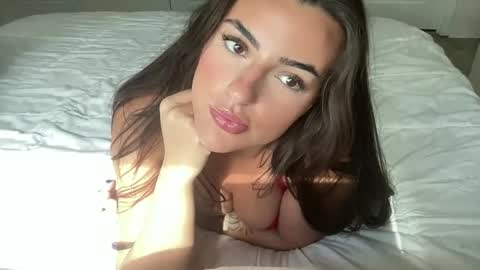 Snapshot of notsosweet21 chatting on October 28, 7:05 pm nellyxoxo online show from October 28, 7:05 pm