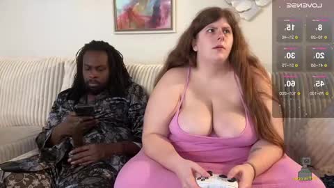 NotUrBabyMoms online show from December 21, 1:32 pm