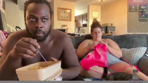 NotUrBabyMoms online show from September 26, 4:11 pm