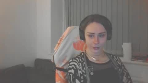 Snapshot of notyourfemboi chatting on December 16, 12:26 am Lucy online show from December 16, 12:26 am