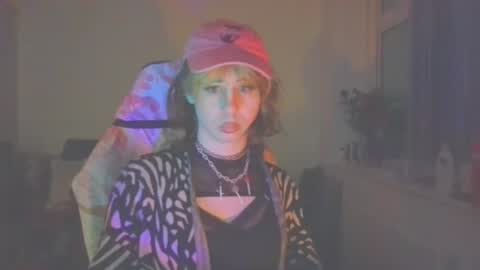 Snapshot of notyourfemboi chatting on February 21, 3:07 am Lucy online show from February 21, 3:07 am