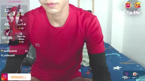 Snapshot of nova740338 chatting on December 19, 10:42 pm Nova online show from December 19, 10:42 pm