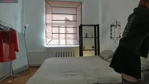 Im Lina Pm 25tks online show from April 4, 9:07 am