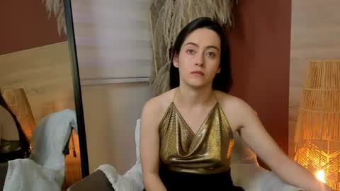 Snapshot of nova_grey__ chatting on June 18, 1:48 pm nova_grey__ online show from June 18, 1:48 pm