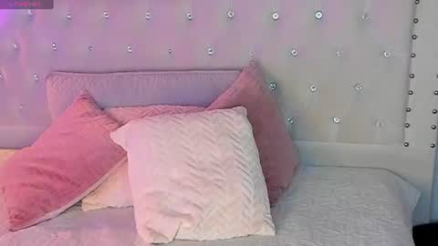 NOVAH online show from August 9, 4:06 am
