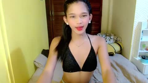 nova_licious online show from July 5, 7:37 am
