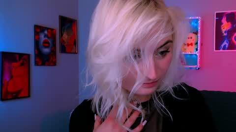 Nova online show from April 18, 7:58 pm