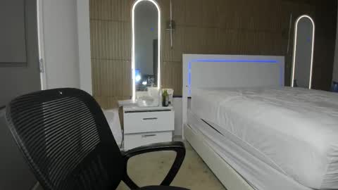 Nova online show from October 31, 4:13 am