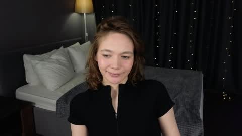 Snapshot of novaeva_ chatting on May 19, 2:29 am Eva online show from May 19, 2:29 am