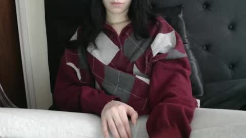 Snapshot of novafrey chatting on February 4, 5:30 pm Olivia online show from February 4, 5:30 pm