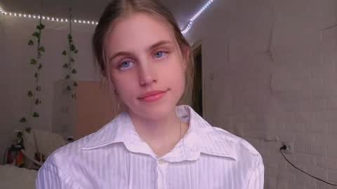 Mia Blake online show from April 12, 12:10 pm