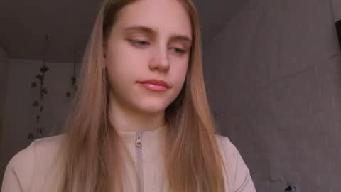 Mia Blake online show from April 14, 12:11 pm