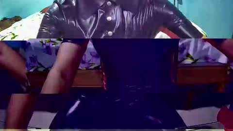 Snapshot of novicerubboy chatting on February 8, 10:19 pm novicerubboy online show from February 8, 10:19 pm