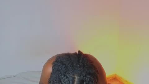 Snapshot of nude2557940 chatting on October 25, 8:55 am Channel Cox online show from October 25, 8:55 am