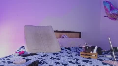 Snapshot of nude2557940 chatting on June 2, 3:03 pm Channel Cox online show from June 2, 3:03 pm