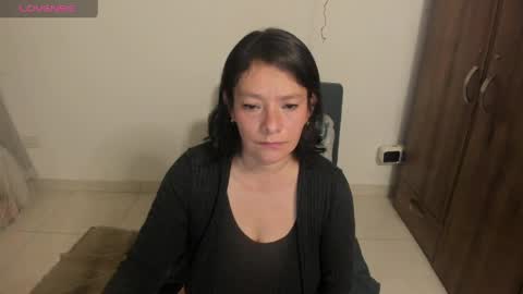 nuit_rose online show from April 1, 2:45 am